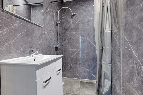 Medium property photo - Plutostraat 80, 2402 XE Alphen aan den Rijn